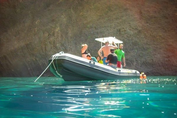 Promenade en bateau le long des plages de Cabo de Gata