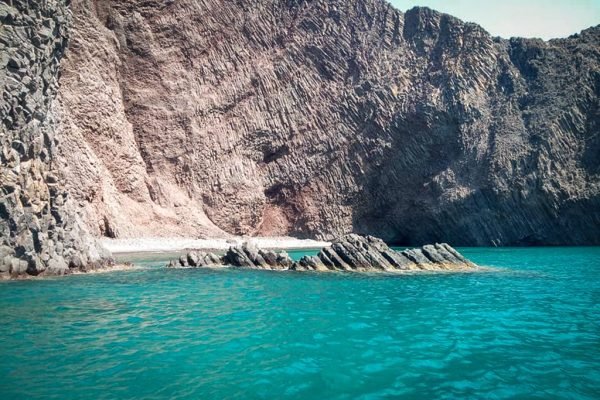 Découvrez Cabo de Gata depuis un bateau