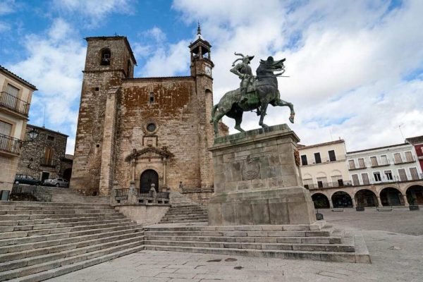 Paquetes a Europa. Excursión a Caceres y Trujillo en Extremadura.