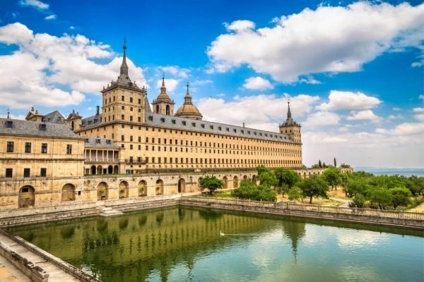 Activities from Madrid. Visit the Escorial monastery with a guide