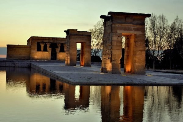 Travel to Europe. Visit Temple of Debod in Madrid with guide