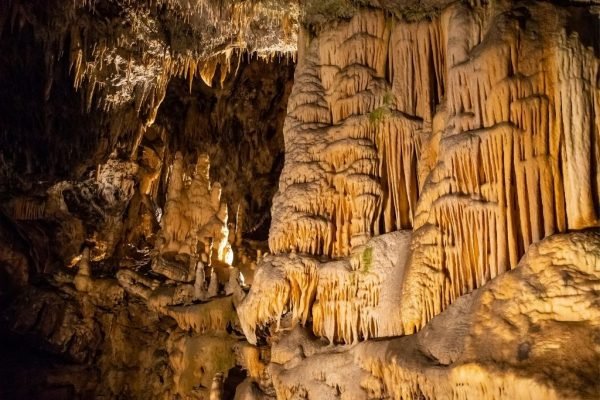 Viajes al Europa del Este - Visitar la Cueva de Postojna en Eslovenia