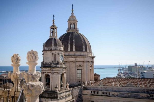Circuitos por Europa - Visitar Catania con guía de habla hispana