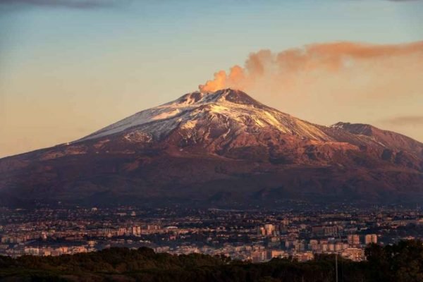 Tours a Europa - Visitar el Etna en Sicilia con guía en español