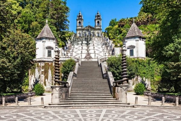 Viajes a Europa desde Portugal. Visitar Santuario Bom Jesus Braga con guía de habla hispana