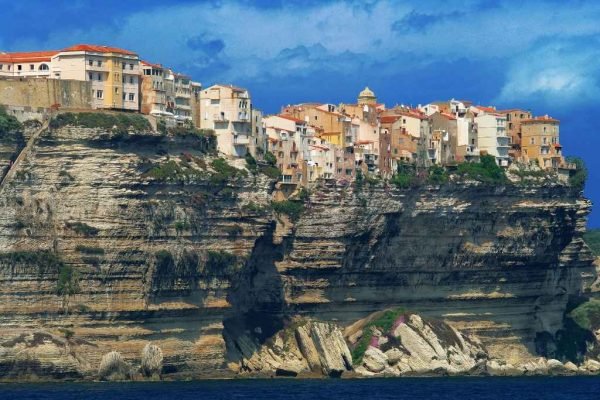Viajes a Europa Mediterranea - Visitar Corsega y Cerdeña con guía hispano