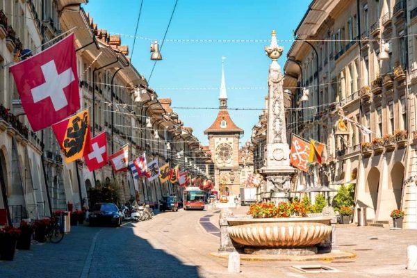 Vacaciones a Europa y Suiza - Visitar Berna con guía en español