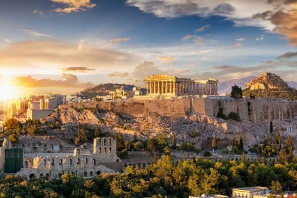 Viajes a Europa y Medio Oriente con guías en español. Paquetes a Grecia y Atenas