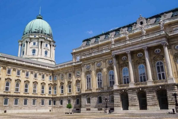 Viajes a Europa con guía en español. Visitar Budapest y Hungría