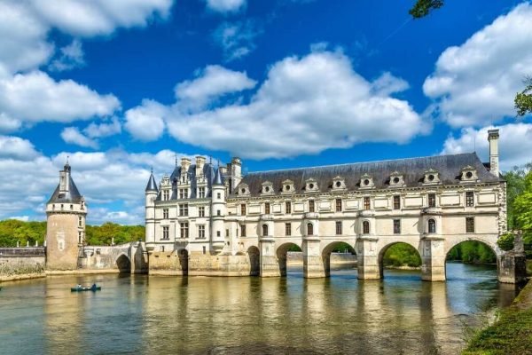 Paquetes a Europa. Tours a Francia. Visitar los Castillos del Loira con guía en español y entradas incluidas.