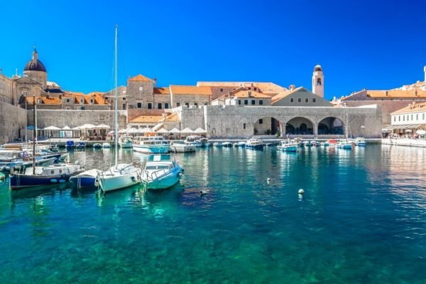 Viaje a Croacia y Dubrovnik con guía en español. Circuitos a Europa.