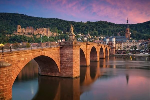 Tours grupales a Europa con guía en español. Visitar Heidelberg Alemania y hacer un crucero por el Río Rhin