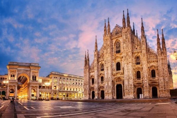 Tours y viajes a Europa con guía en español. Conocer Milan Italia