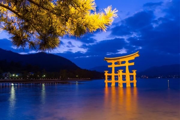 Paquetes a Asia - Ver el Torii de Miyajima Japon